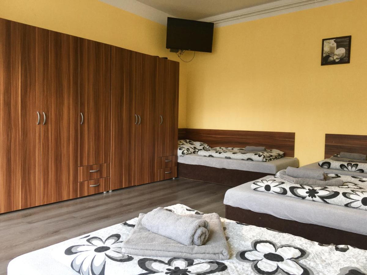 Appartement Ubytovani Fish-Com à Štětí Extérieur photo